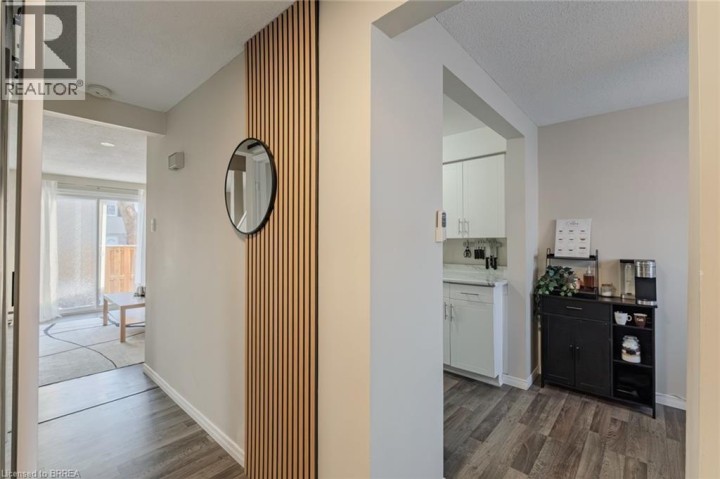 Photo 5 at 25 - 490 Grey Street, Echo Place, Brantford