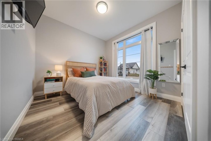 Photo 16 at 6 Windywood Lane, Norwich Town, Norwich