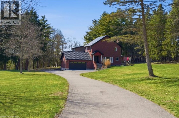 Photo 2 at 25 Hammond Road, Se Rural, Brantford