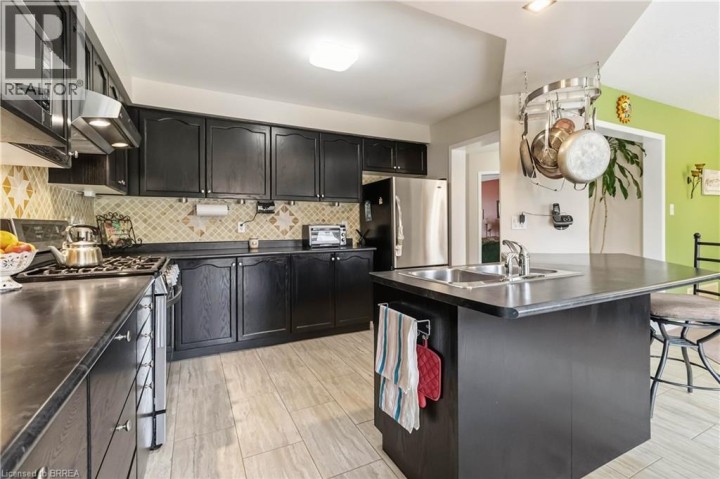 Photo 14 at 156 Osborn Avenue, Empire, Brantford