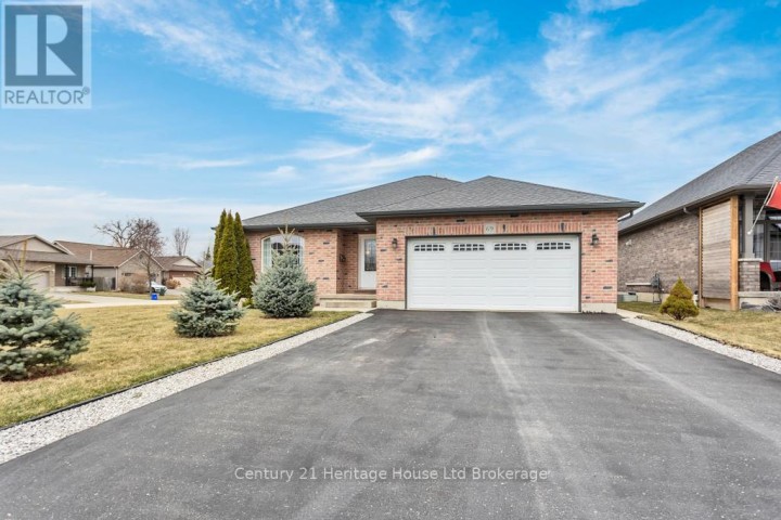 Photo 1 at 69 William Street, Tillsonburg