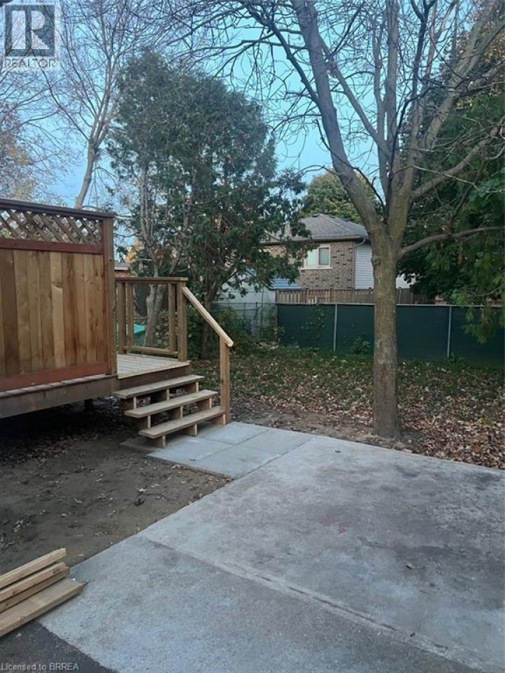Photo 29 at 54 Debby Crescent, North Park / Wood St., Brantford