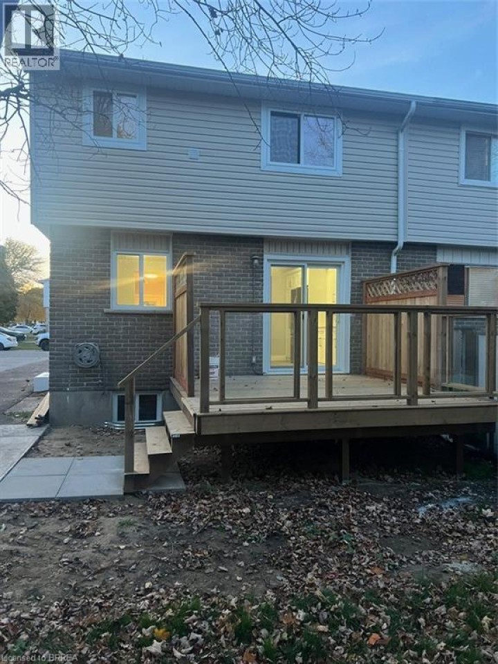 Photo 30 at 54 Debby Crescent, North Park / Wood St., Brantford
