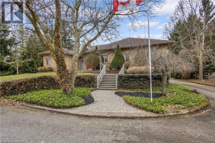 Photo 4 at 103 Tutela Heights Road, Tutela Heights, Brantford