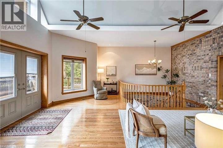 Photo 10 at 103 Tutela Heights Road, Tutela Heights, Brantford