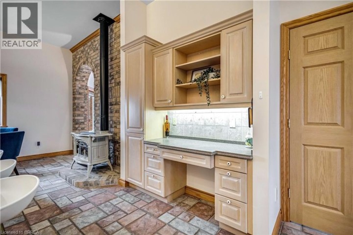 Photo 15 at 103 Tutela Heights Road, Tutela Heights, Brantford