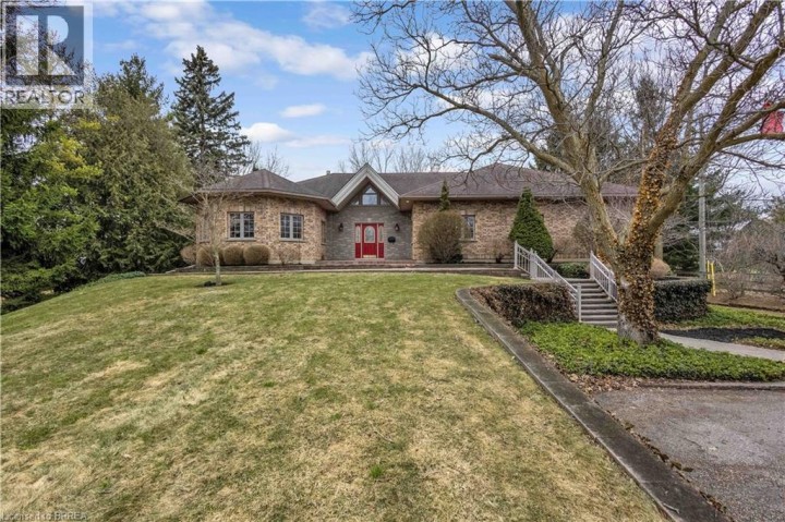 Photo 2 at 103 Tutela Heights Road, Tutela Heights, Brantford