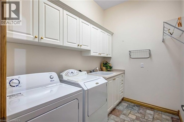 Photo 26 at 103 Tutela Heights Road, Tutela Heights, Brantford