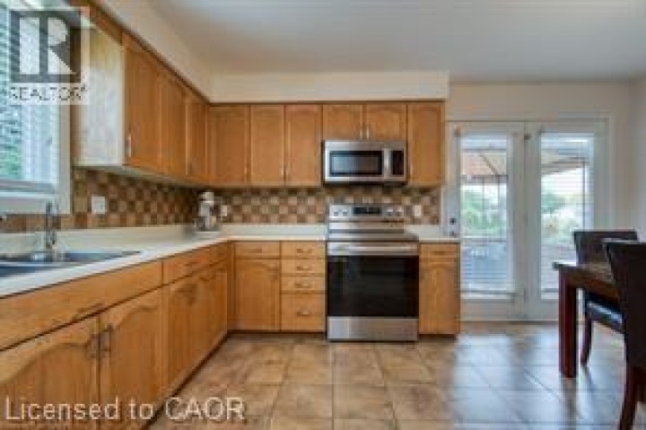 Photo 10 at 23 Westchester Drive, Grand River North, Kitchener