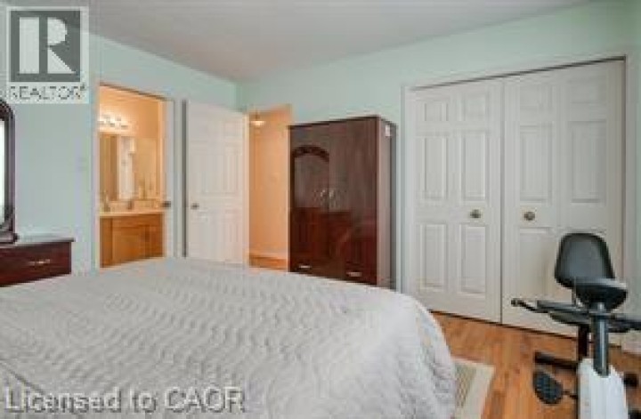 Photo 13 at 23 Westchester Drive, Grand River North, Kitchener