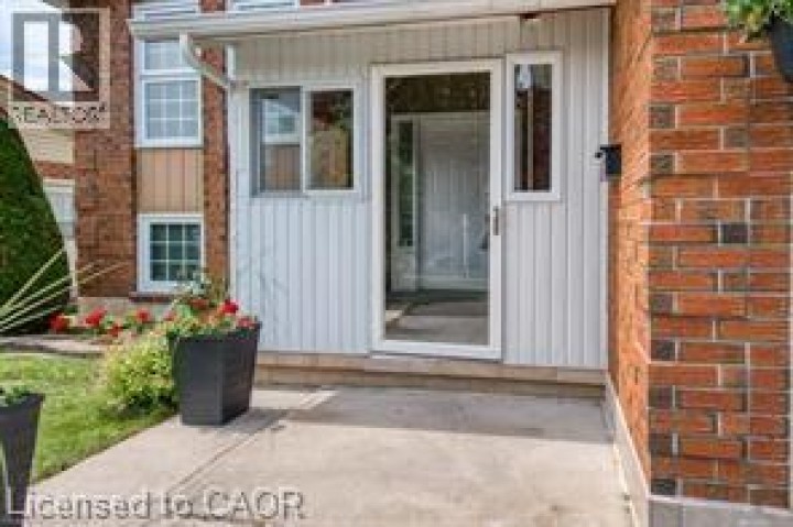 Photo 2 at 23 Westchester Drive, Grand River North, Kitchener