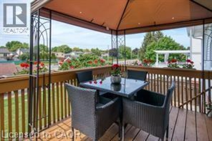 Photo 33 at 23 Westchester Drive, Grand River North, Kitchener