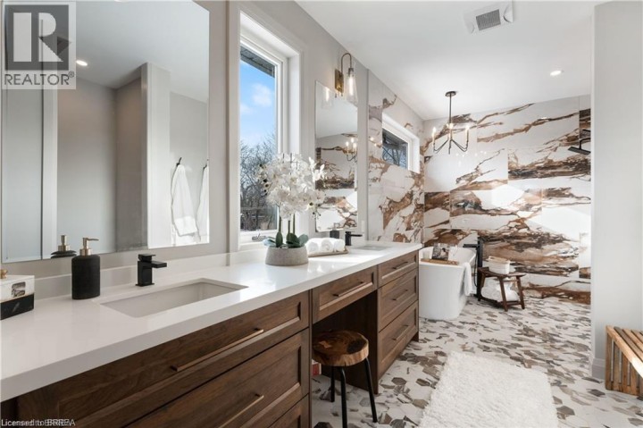 Photo 34 at 159 Parkside Drive, Holmedale, Brantford