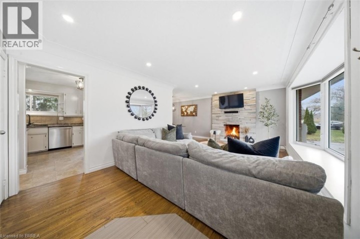 Photo 5 at 12 Stewart Drive, Burford