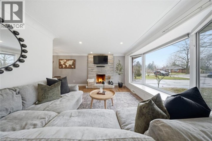 Photo 6 at 12 Stewart Drive, Burford