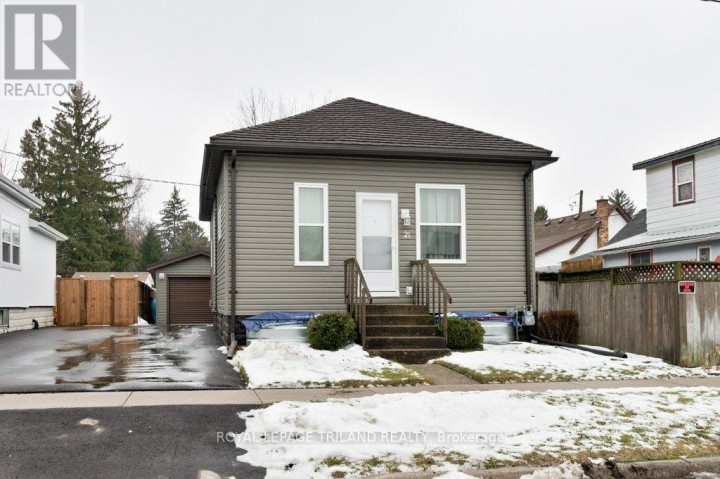 Photo 1 at 21 Mariam Street, St. Thomas