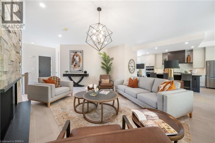 Photo 8 at 163 Parkside Drive, Holmedale, Brantford