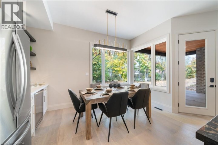 Photo 18 at 163 Parkside Drive, Holmedale, Brantford