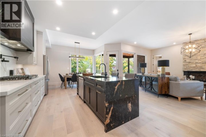 Photo 17 at 163 Parkside Drive, Holmedale, Brantford