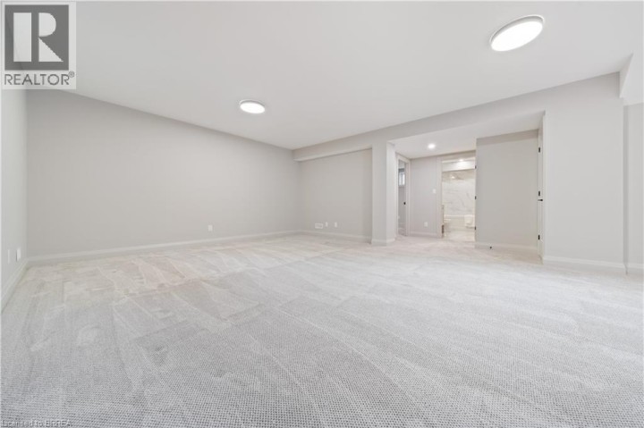 Photo 34 at 163 Parkside Drive, Holmedale, Brantford