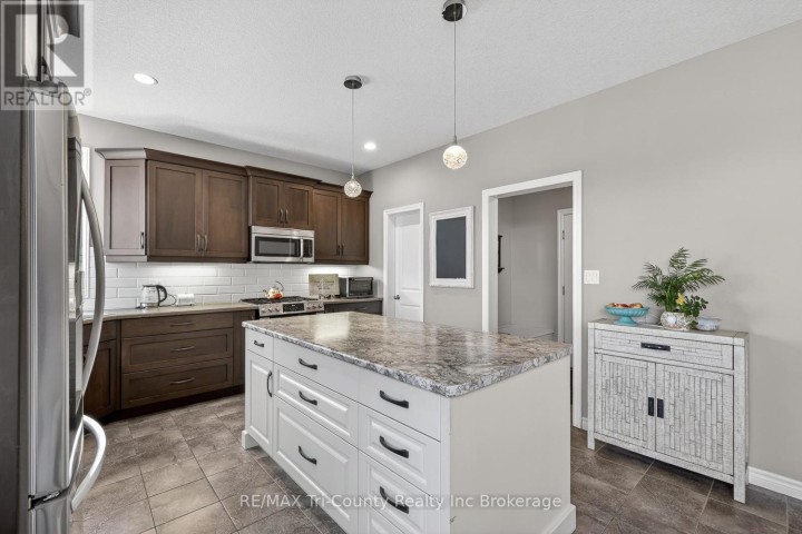 Photo 6 at 68 Colin Avenue, Tillsonburg