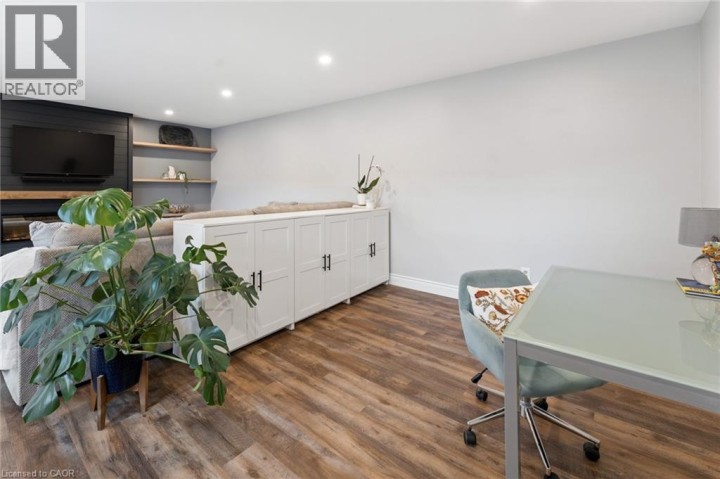 Photo 21 at 137 Donald Street, Heritage Park / Rosemount, Kitchener