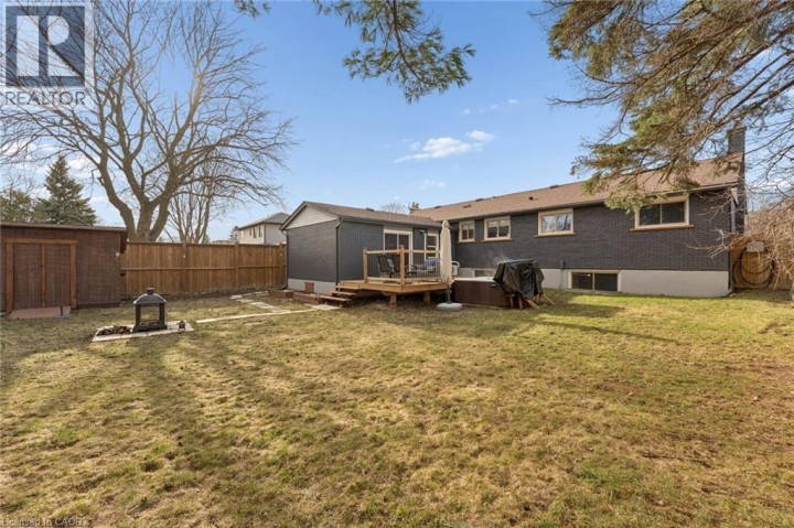 Photo 3 at 137 Donald Street, Heritage Park / Rosemount, Kitchener