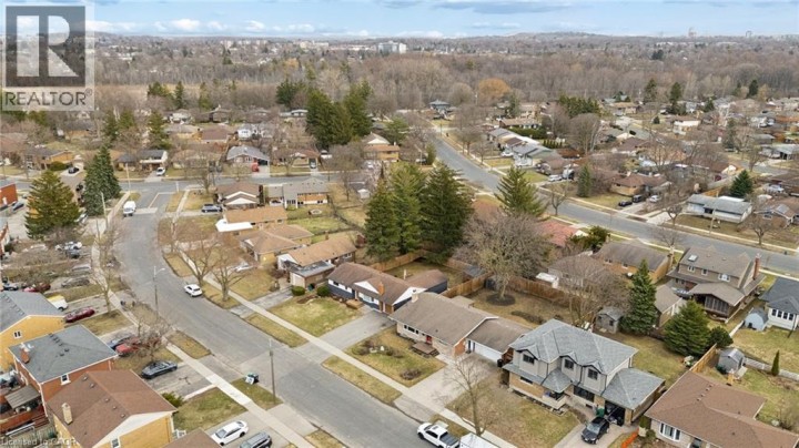 Photo 43 at 137 Donald Street, Heritage Park / Rosemount, Kitchener