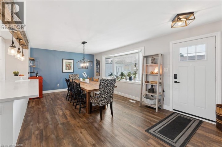 Photo 7 at 137 Donald Street, Heritage Park / Rosemount, Kitchener