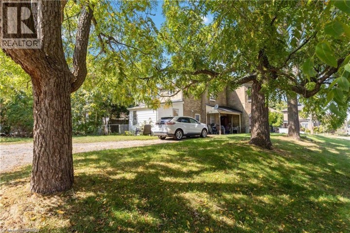 Photo 10 at 22 Park Avenue, Victoria / Arthur, Brantford