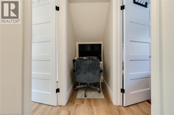 Photo 12 at 17 Drummond Street, Victoria / Arthur, Brantford