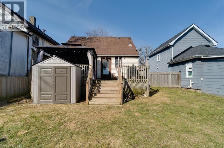Photo 20 at 17 Drummond Street, Victoria / Arthur, Brantford