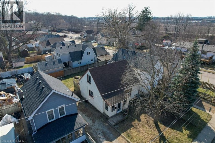 Photo 24 at 17 Drummond Street, Victoria / Arthur, Brantford