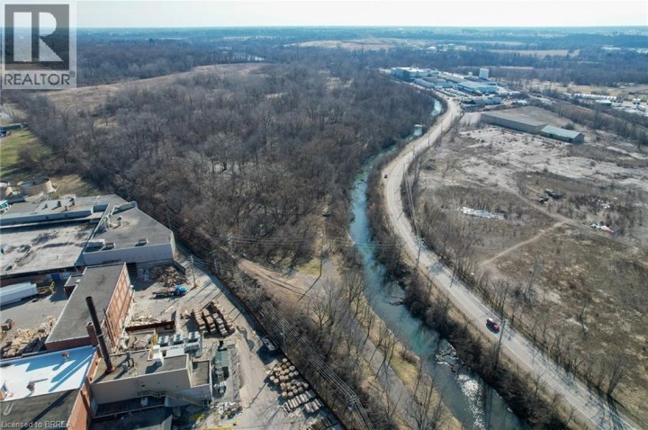 Photo 26 at 17 Drummond Street, Victoria / Arthur, Brantford