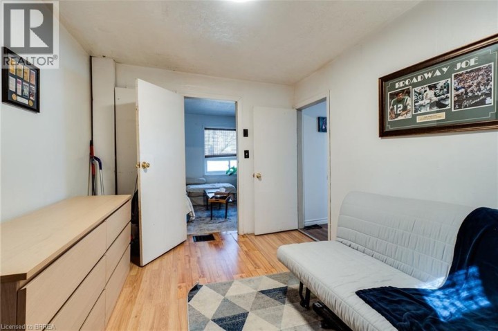 Photo 9 at 17 Drummond Street, Victoria / Arthur, Brantford