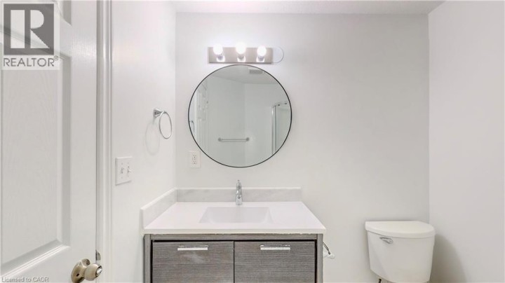 Photo 17 at 133 Wake Robin Drive, Laurentian Hills / Country Hills W, Kitchener