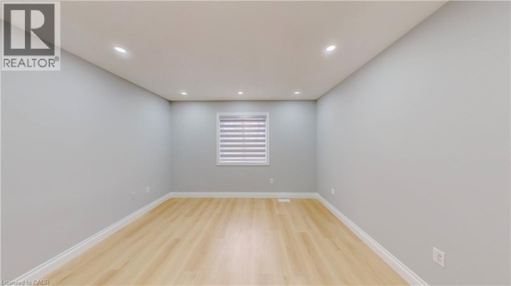 Photo 18 at 133 Wake Robin Drive, Laurentian Hills / Country Hills W, Kitchener