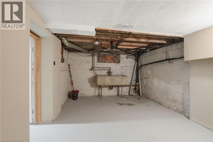 Photo 21 at 53 Chatham Street, Downtown Core, Brantford