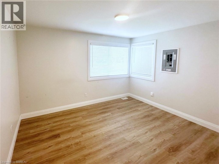 Photo 12 at 75 Henderson Avenue, Queensway / Grove, Brantford