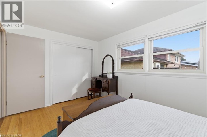 Photo 27 at 135 Burbank Road, Heritage Park / Rosemount, Kitchener