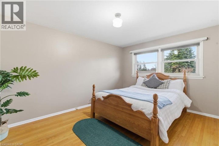 Photo 24 at 135 Burbank Road, Heritage Park / Rosemount, Kitchener