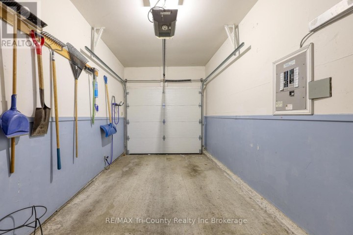 Photo 24 at 33 Wilkins Crescent, Tillsonburg