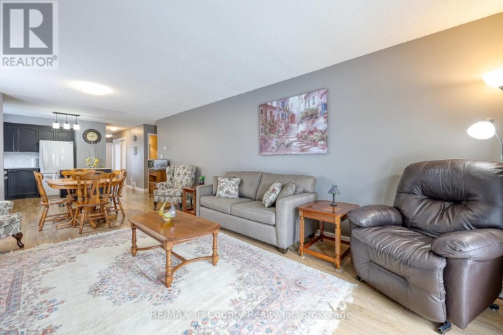Photo 12 at 33 Wilkins Crescent, Tillsonburg