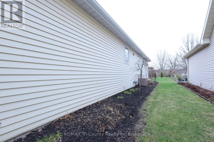 Photo 32 at 33 Wilkins Crescent, Tillsonburg