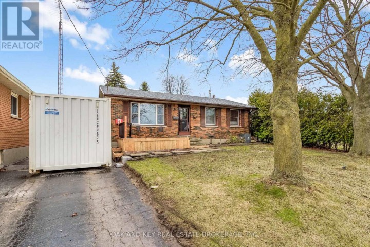 Photo 3 at 26 Sinclair Avenue, St. Thomas