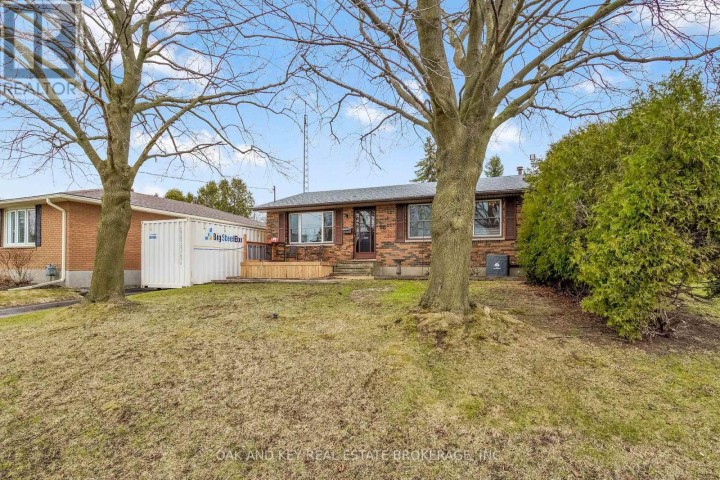 Photo 5 at 26 Sinclair Avenue, St. Thomas
