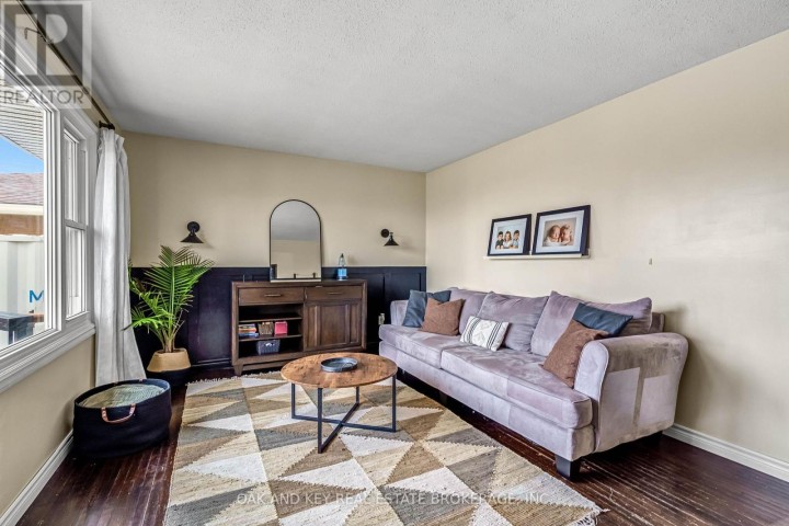Photo 7 at 26 Sinclair Avenue, St. Thomas