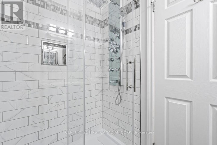 Photo 23 at 17 E Cottonwood Drive, St. Thomas