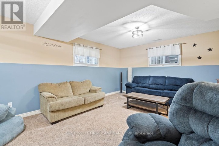 Photo 34 at 17 E Cottonwood Drive, St. Thomas