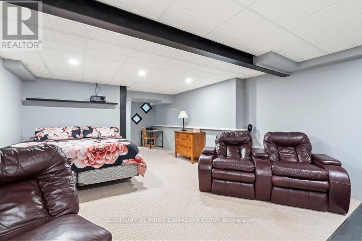 Photo 37 at 17 E Cottonwood Drive, St. Thomas